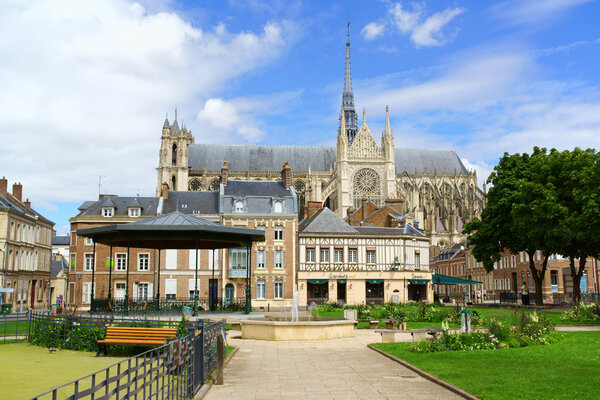 Собор Девы Марии Амьенской во Франции
