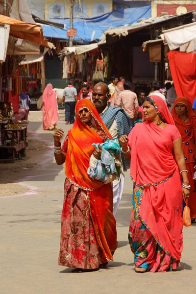 Пушкар Индия Августа 2016 Года Люди Ходят Уличному Рынку Пушкар — стоковое фото