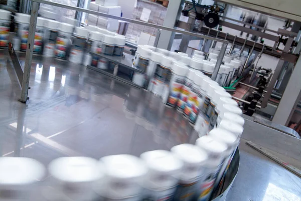 Spray Paint Industry Product Packaging Packaging Line — ストック写真