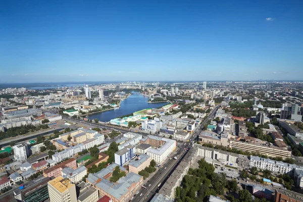 Rusia, Ekaterimburgo vista de la ciudad — Foto de Stock