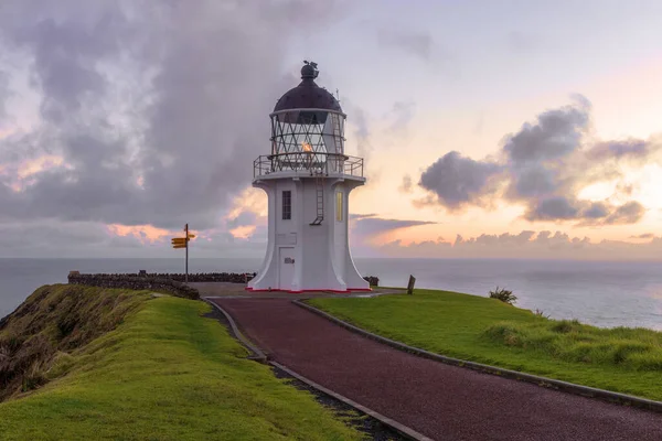 Cape Reinga Lighthouse Sunrise North Edge New Zealand Tasman Sea — Stok fotoğraf