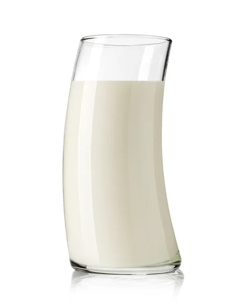 Glas Milch gebogen — Stockfoto