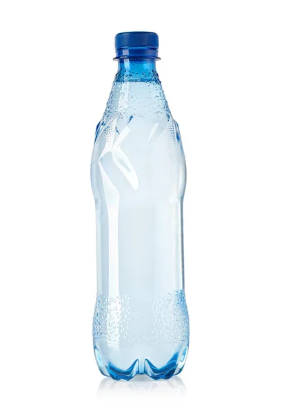 Plastové Láhve Vodou Izolované Bílém Pozadí Výstřižkem Cesta — Stock fotografie