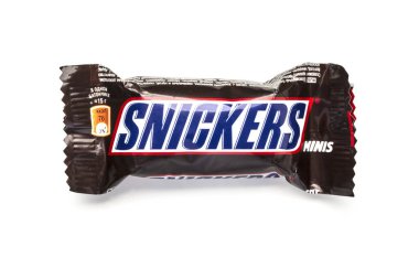 Chisinau, Moldova 14, 2016: Pakette Snickers çikolatası