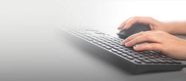 Hands Typing Remote Wireless Computer Keyboard Office Workplace Copy Space — Stock Photo, Image