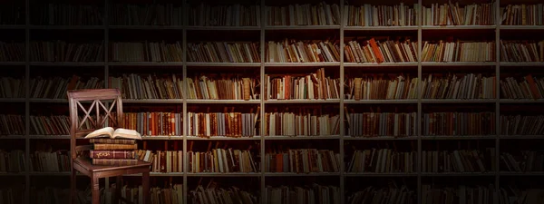 Una Silla Con Libros Fondo Estanterías Fondo Biblioteca —  Fotos de Stock