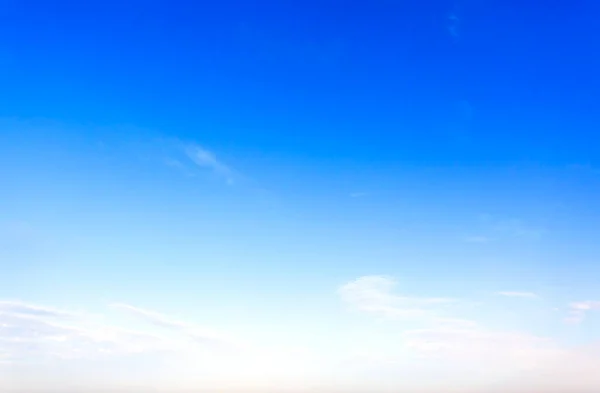 Blue Sky White Soft Clouds Background — стоковое фото