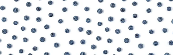 Färgglad Blåbär Brett Format Vit Bakgrund Ovanifrån Färska Blåbär Layout — Stockfoto