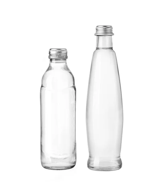 Botol Kaca Air Diisolasi Pada Latar Belakang Putih — Stok Foto