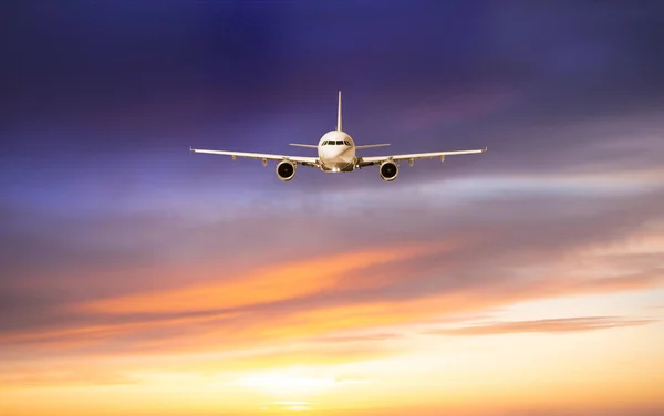 Passenger Plane Flying Background Magnificent Sunset Sky Copy Space — Stock Photo, Image