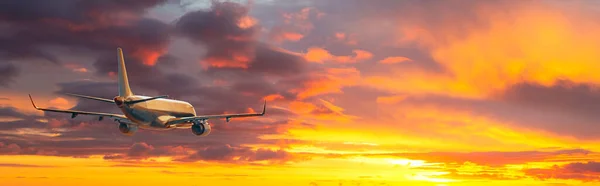 Airplane Landscape Big Passenger Airplane Flying Dramatic Sky Colorful Sunset — Stockfoto