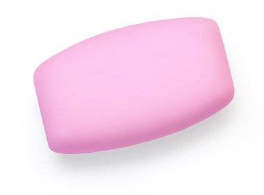 Sabun parçaları kesme yolu ile beyaz bir arkaplanda izole edilmiş.