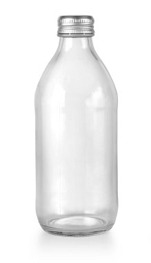 Cam boş meyve suyu şişesi kesme yolu ile beyaz arka planda izole