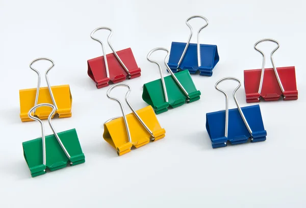 Abrazaderas de papel coloridas — Foto de Stock