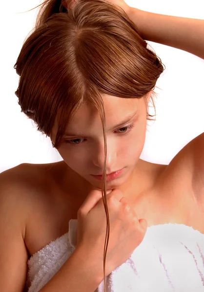 Ragazza bionda ottenere taglio di capelli — Foto Stock