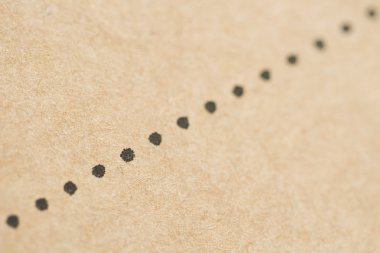 karton üzerine noktalar