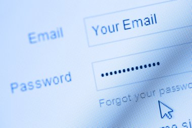 e-posta ve bilgisayar ekranında şifre ile giriş