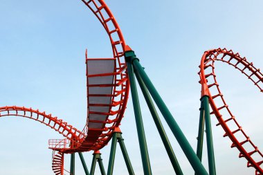 bir parçasını bir roller coaster