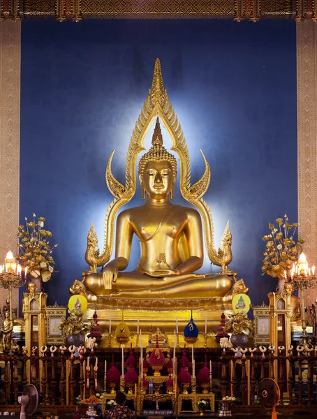 Den mest berömda buddha bilden i thailand — Stockfoto