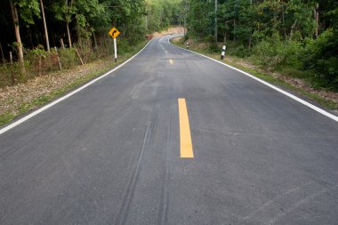 Asya dolambaçlı yol