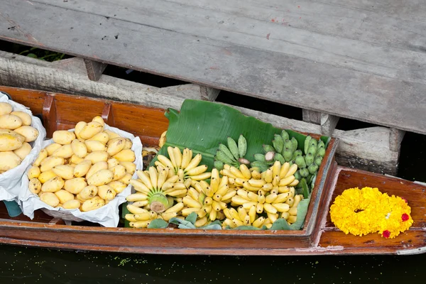 Mercado flotante tradicional, Tailandia — Foto de Stock