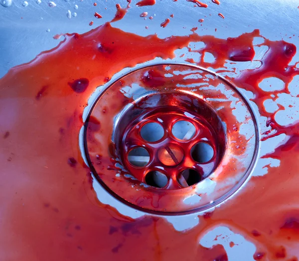 Sink stained with blood — Stock Photo, Image