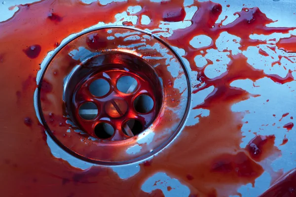 Kan lekeli lavabo — Stok fotoğraf