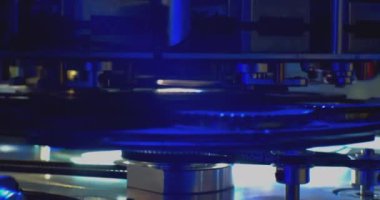 Modern üretim teçhizatı. Mekanizmanın çalışan kısımları. Yakın plan.