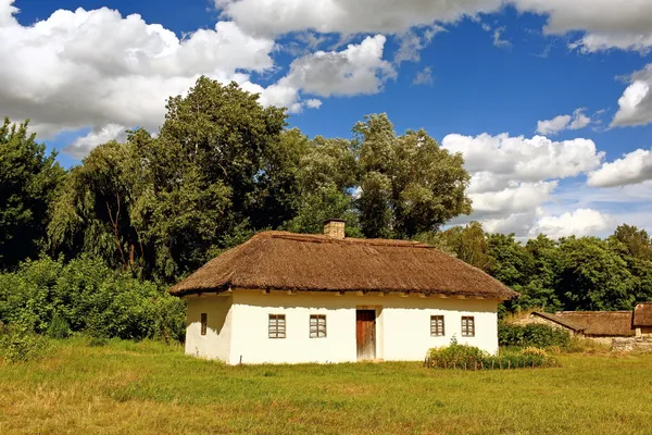 Köydeki ev.