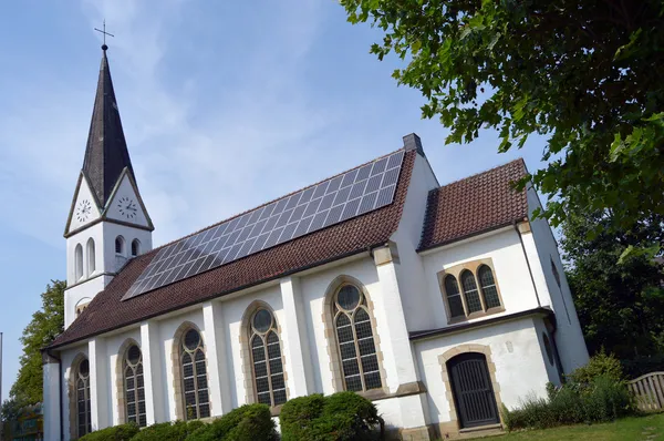 Solární panel na kostel — Stock fotografie