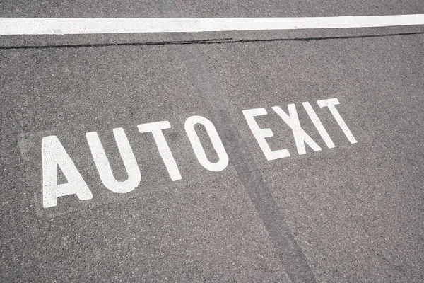 Auto Exit Sign Painted Asphalt Parking — Stock Photo, Image