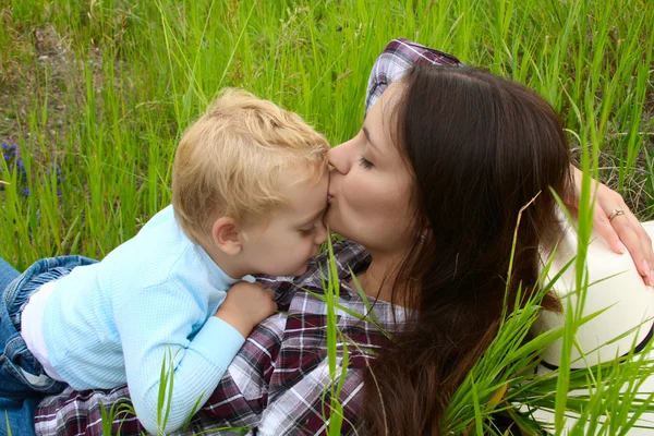 Mãe e filho Fotografias De Stock Royalty-Free