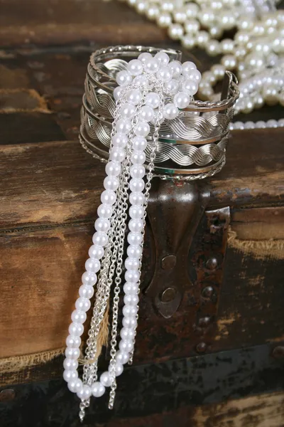 Stříbrné šperky — Stock fotografie