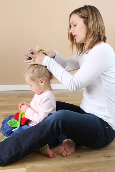 Mutter und Tochter — Stockfoto