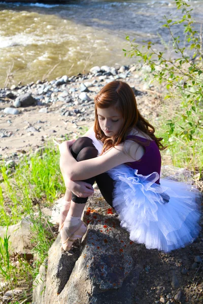 Jovem bailarina — Fotografia de Stock