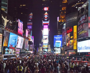 New york city - Eylül 28: times Meydanı, turistlerle dolu