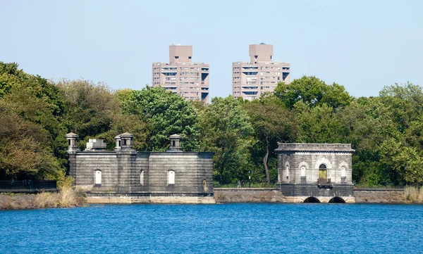 Nowym Jorku, central park, jacqueline kennedy onassis zbiornik — Zdjęcie stockowe