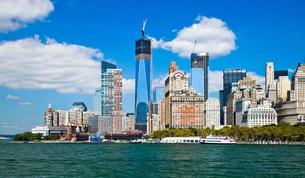 New York City Downtown med Frihedstårnet - Stock-foto