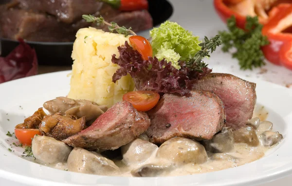 Gebratenes Schweinefilet — Stockfoto