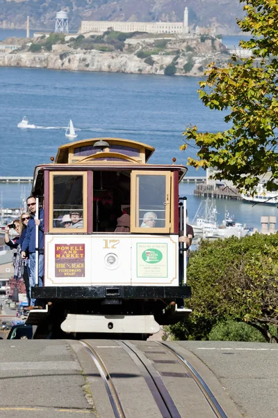 San francisco - 2 listopada: kolejki linowej tramwaj, 2 listopada, — Zdjęcie stockowe