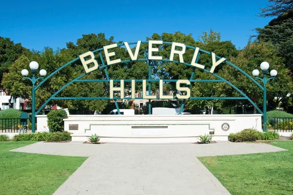 Beverly Hills assina no parque de Los Angeles Imagens De Bancos De Imagens