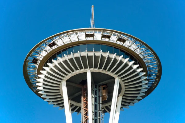 太空针塔在西雅图的特写视图 — 图库照片