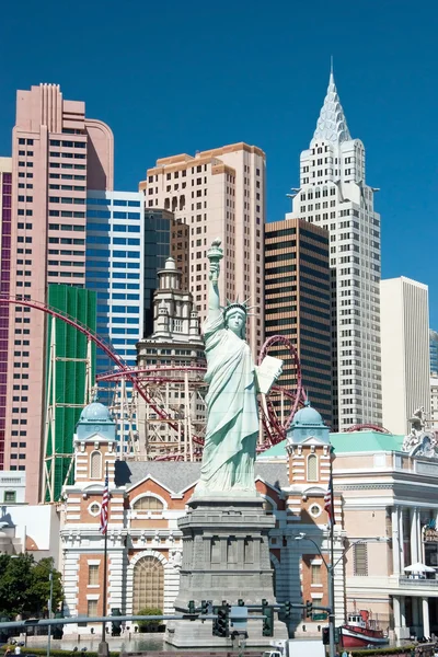 Réplica de la Estatua de la Libertad en Nueva York-Nueva York en el Las —  Fotos de Stock