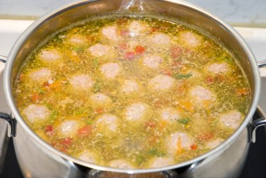 tavada köfte çorbası