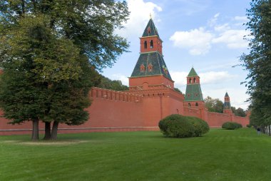 arka yüzünde kırmızı kare, Moskova