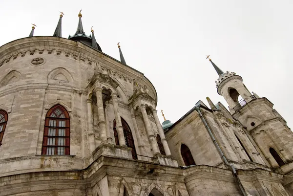 Igreja do Ícone Vladimir da Mãe de Deus em Bykovo, região de Moscovo. Rússia — Fotografia de Stock