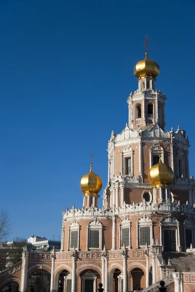 Церковь Покрова Пресвятой Богородицы в Москве — стоковое фото