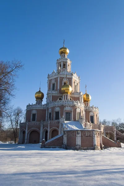 Церковь Покрова Пресвятой Богородицы в Москве — стоковое фото