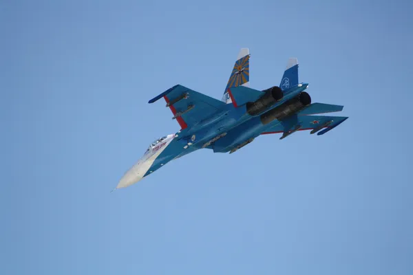 Russian fsupersonic fighter in flight — Stock Photo, Image