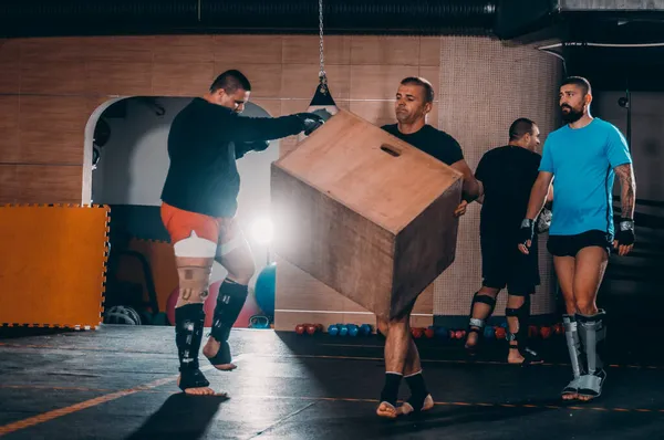 Boxer Bereitet Sich Auf Das Training Vor Sportzubehör — Stockfoto